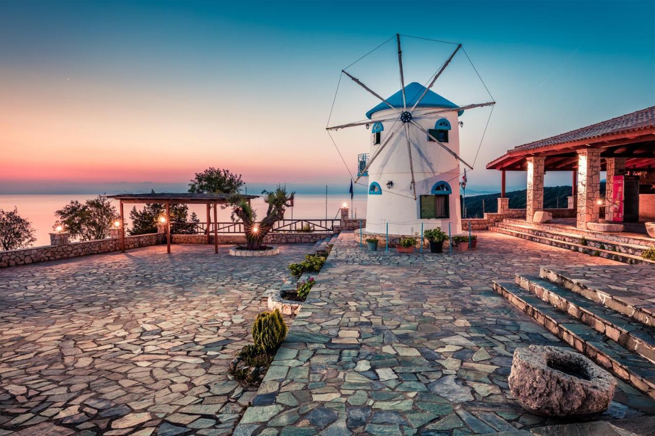Potamitis Windmills & Apartments Korithion Bagian luar foto